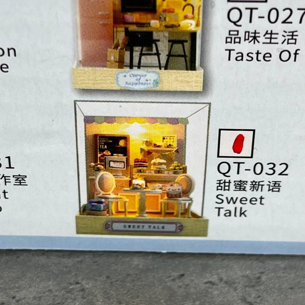Corner‎ Of Happiness QT032 Sweet Talk DIY Miniature Dollhouse Kit New Open Box